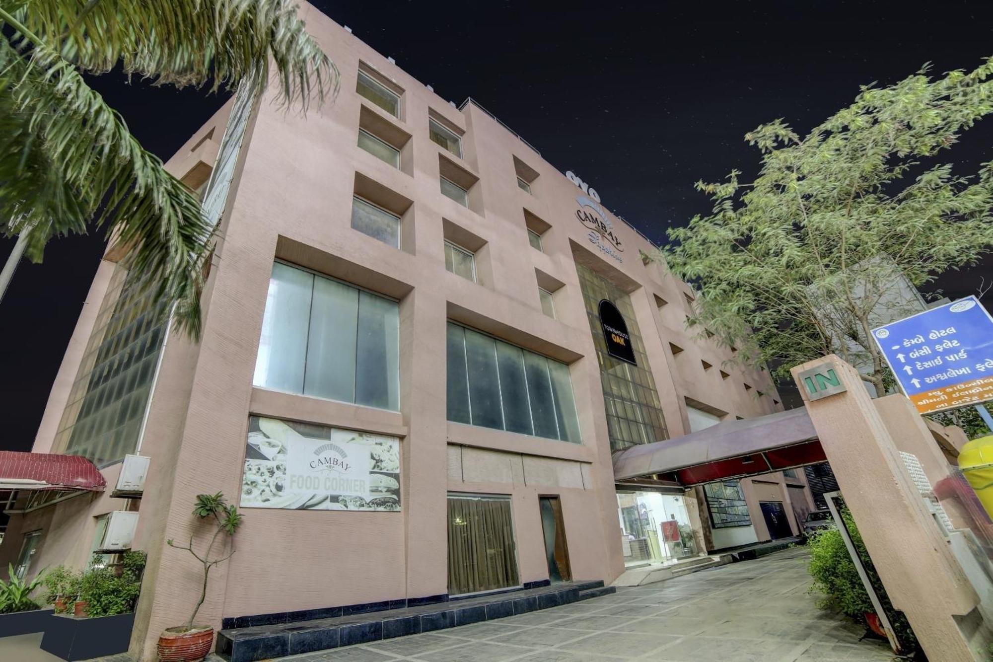 Hotel Collection O Cambay Sapphire Sarkhej Exteriér fotografie