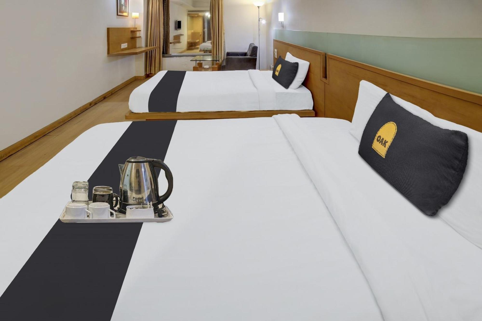 Hotel Collection O Cambay Sapphire Sarkhej Exteriér fotografie
