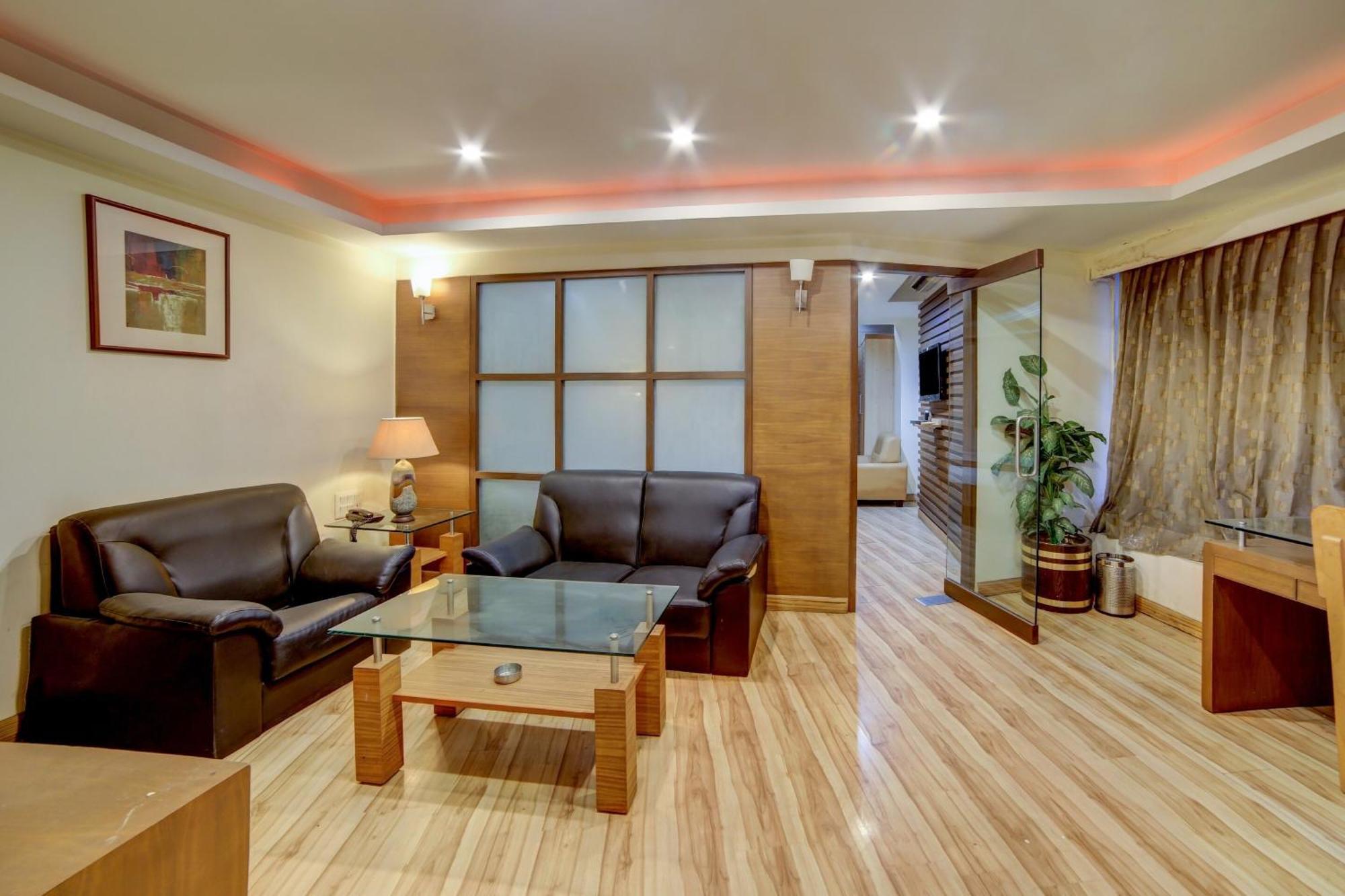 Hotel Collection O Cambay Sapphire Sarkhej Exteriér fotografie
